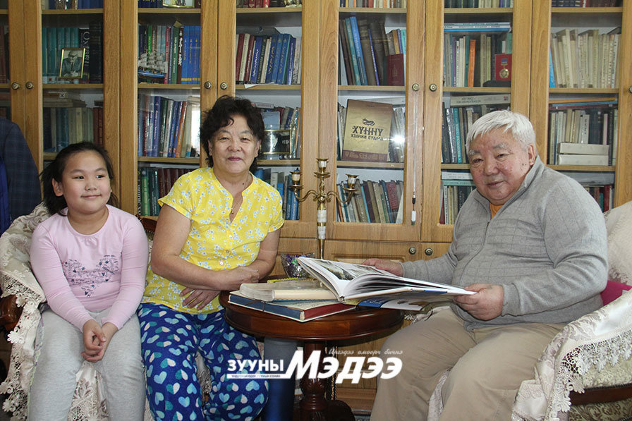 Цаатан түмний найз, судлаач Л.Болд