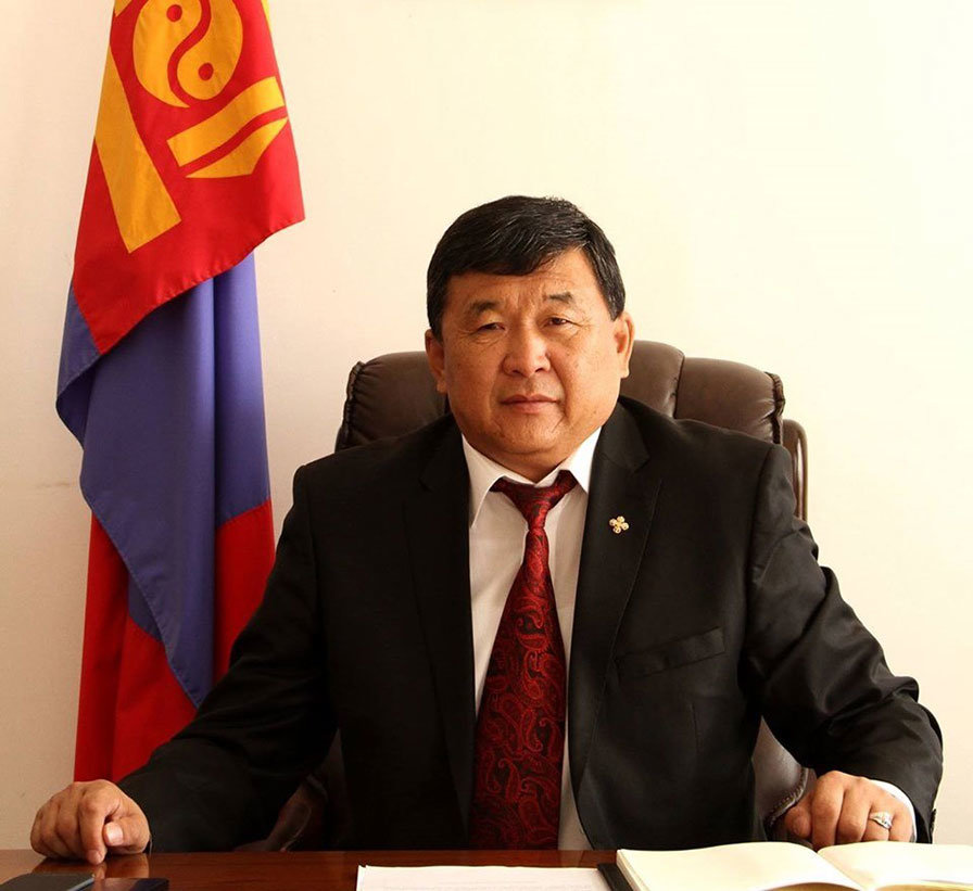 Б.Бадраа: Малчид үр ашиггүй ямаан сүргээ дагах уу, хонин сүрэгтээ түшиглэсэн бизнесийн шинэ загварыг бий болгох уу гэдгээ сонгох хэрэгтэй