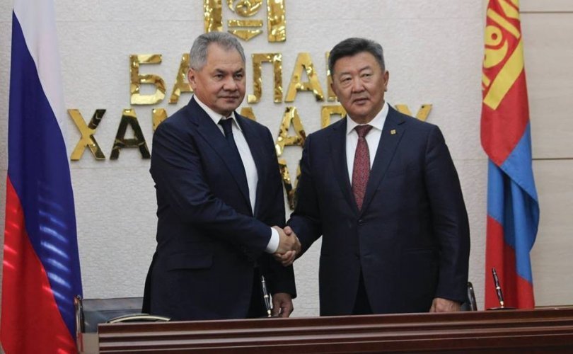 Сонсогчид ОХУ-ын цэргийн онгоцоор ирнэ