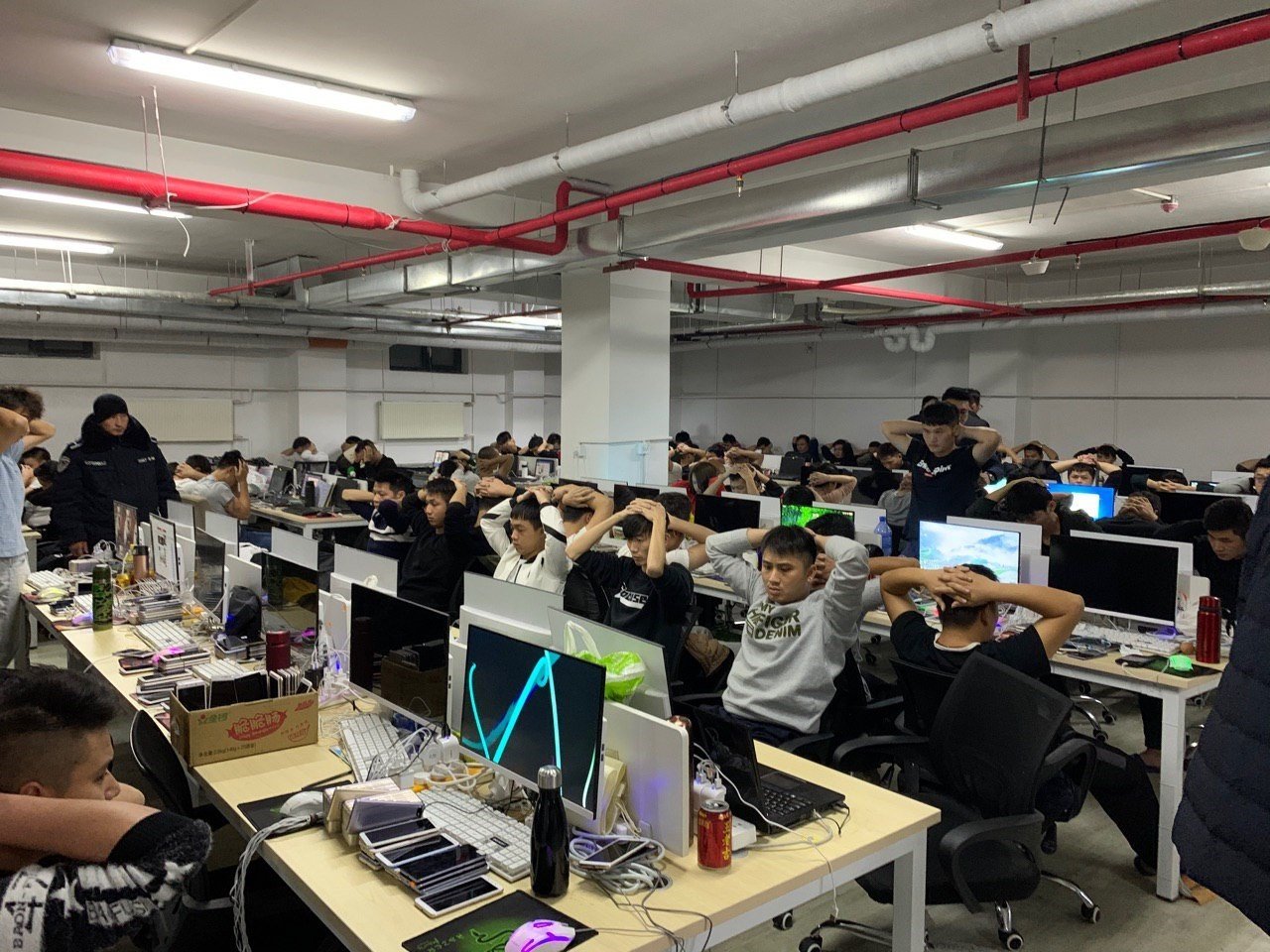 Хандалтыг зохиомлоор өсгөх “CLICK FARM” гэж юу вэ?