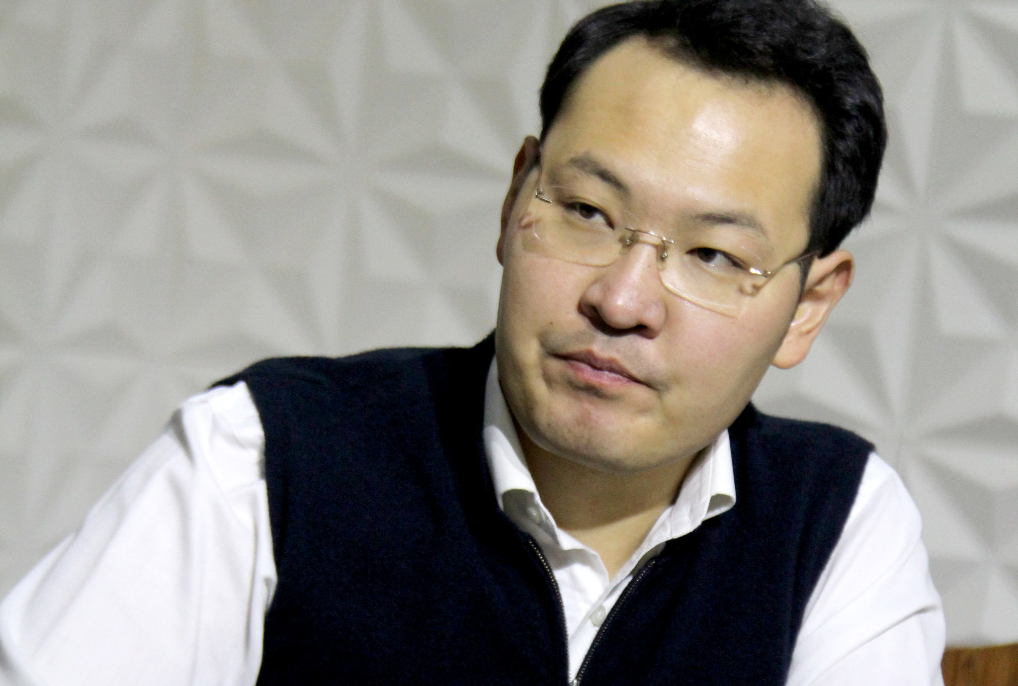 Энэ сонгуулийн шаардлага нь эдийн засагчид