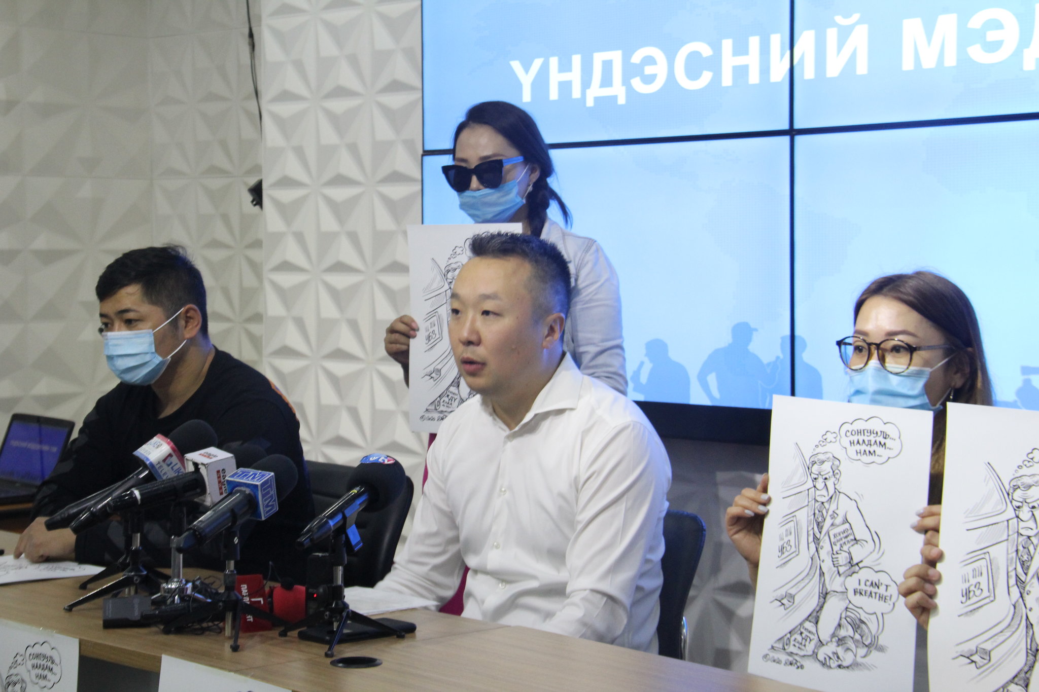 Ж.Энхжаргалан:Төр бизнес эрхлэгчдээ боомилж байна