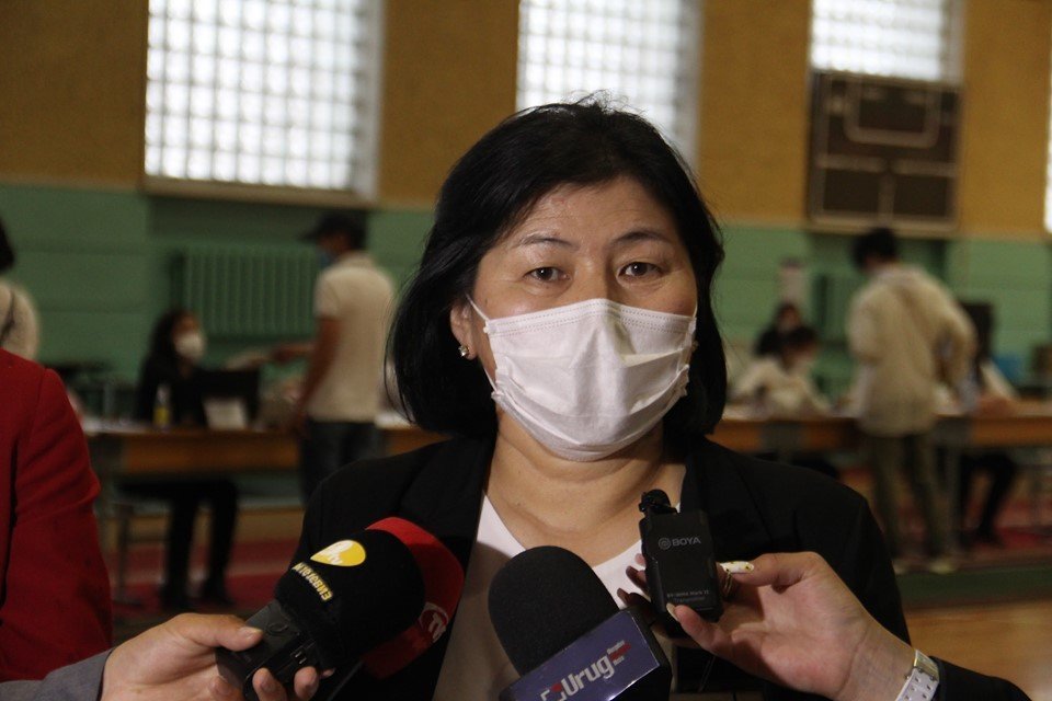 Л.Оюунчимэг: Санал өгөхөөр ирэхдээ бага насны хүүхдээ дагуулж ирэхгүй байхыг анхааруулж байна