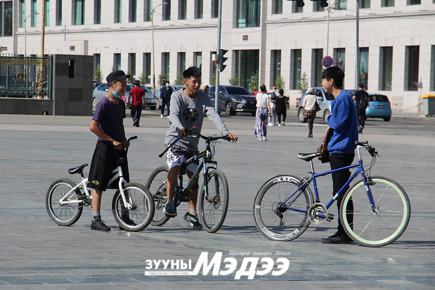 Унадаг дугуйгаар зорчих дүрмээ сурталчилъя