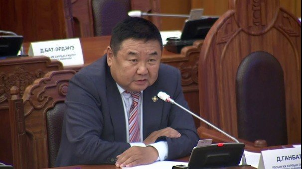 Засаг захиргаа нутаг дэвсгэрийн тухай хуулийг хэлэлцэх асуудлаар АН-ын бүлэг завсарлага авлаа