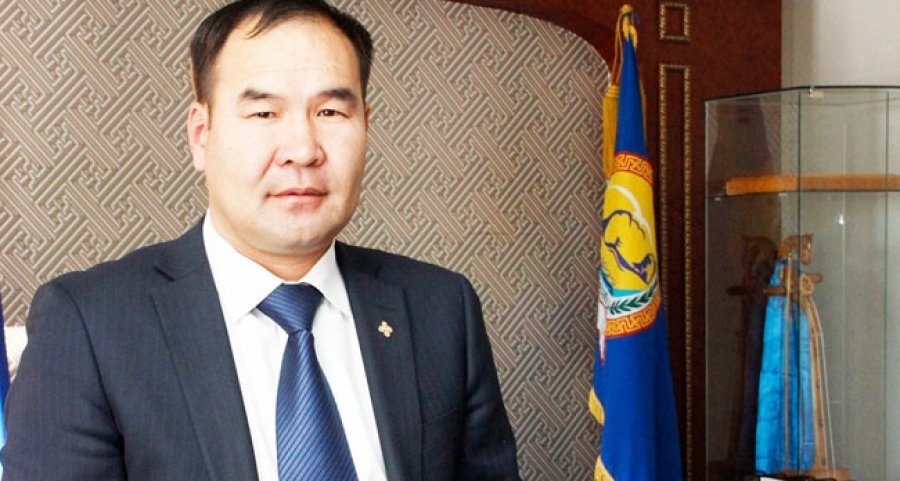 Архангай аймгийн удирдлагуудад холбогдох хэргийг прокурорт буцаалаа