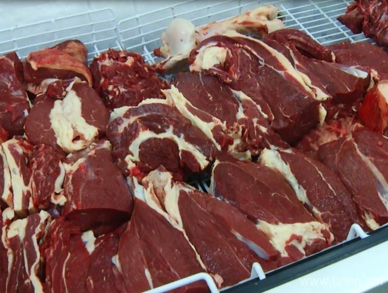 Хүнсний зах, худалдааны төвүүдэд махны үнэ 1000-1500 т өгрөгөөр буурчээ