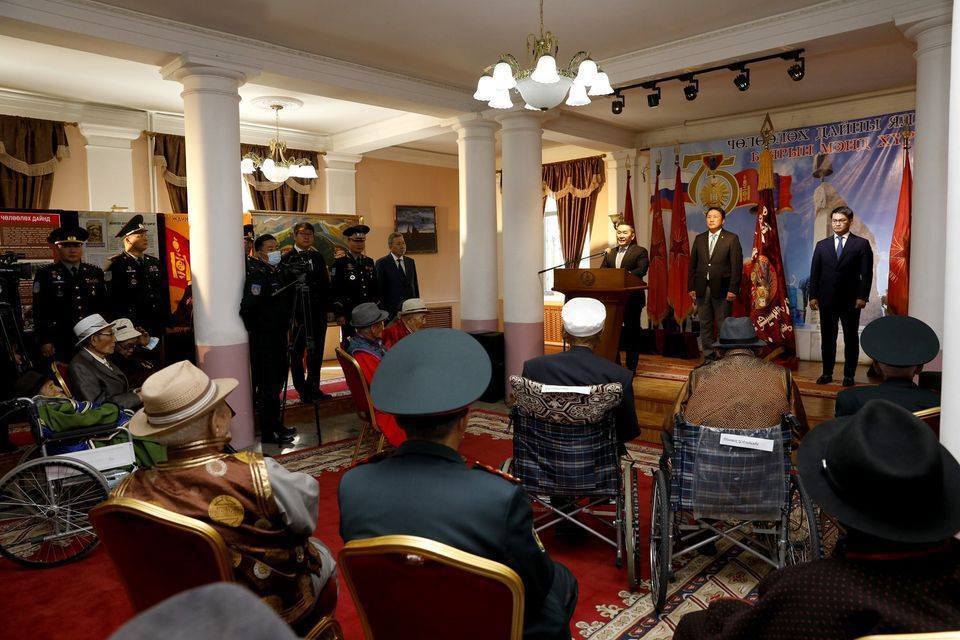 Ахмад дайчдыг төрийн дээд одон медалиар шагналаа