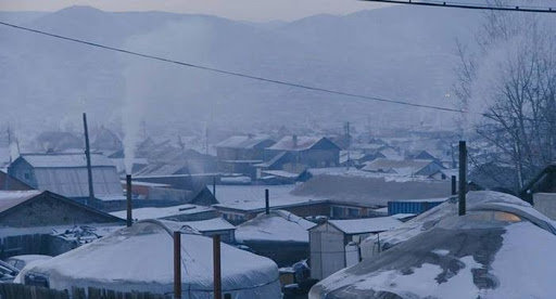 Дөрвөн настай охин хоёр хоног хоол идээгүй байдалтай олджээ