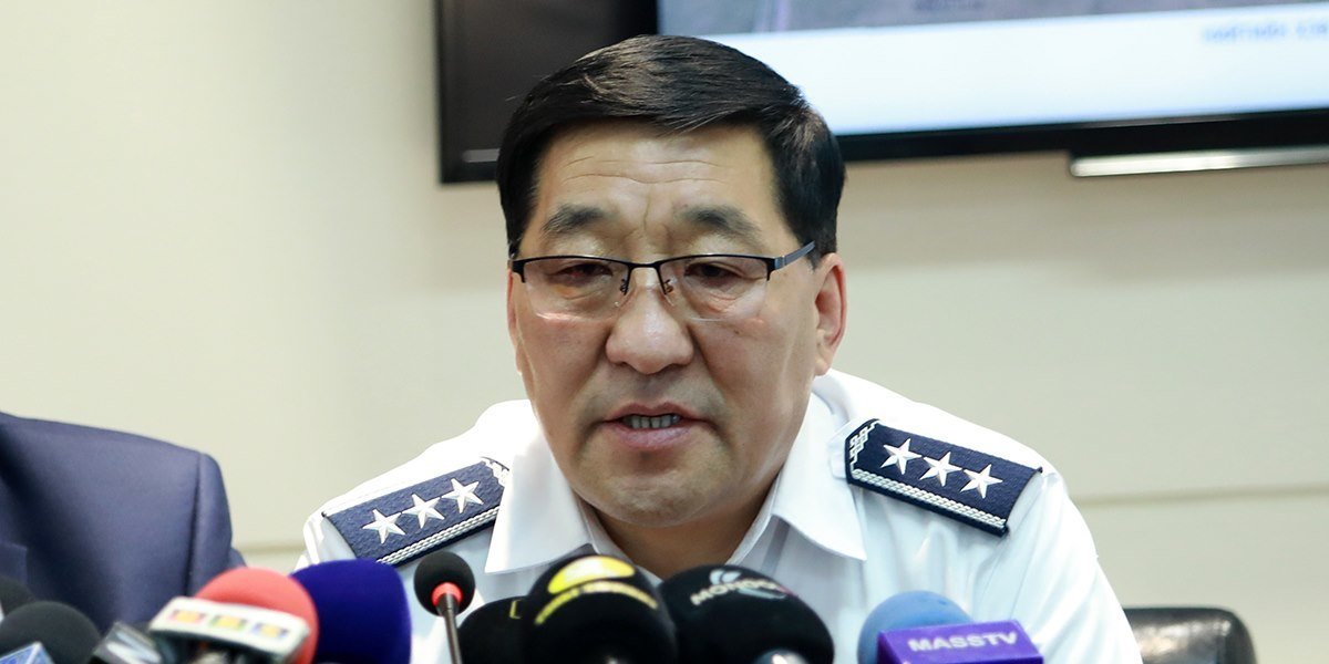 Ж.Амгалан: Боомтуудын эрсдэл аюултай байдал руу шилжиж болзошгүй байна