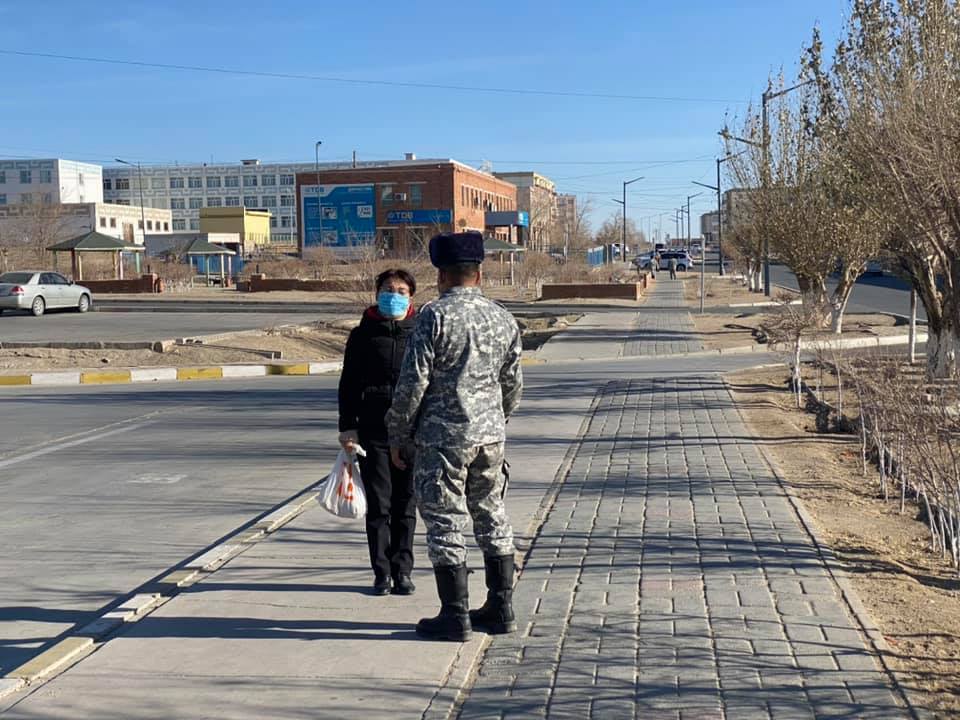COVID-19: Хөл хорьсон ч мөрийтэй тоглож, цахим зөрчил нэмэгдэв