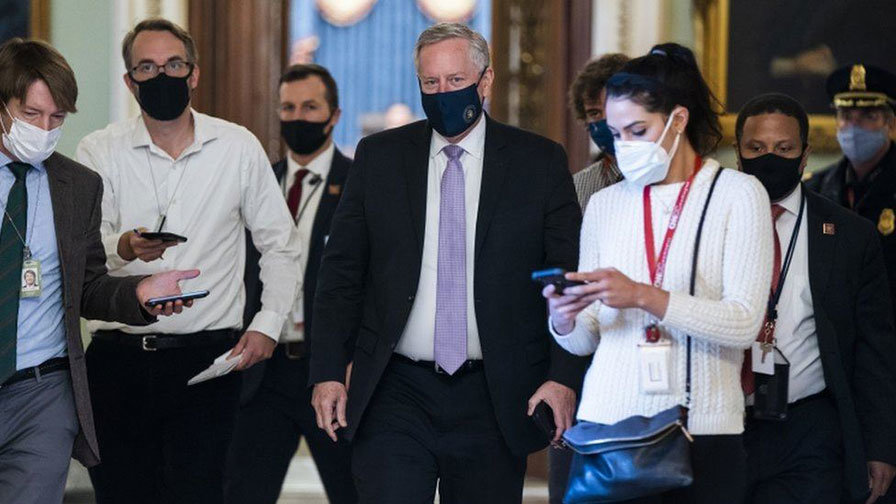 Цагаан ордны түшээд COVID-19-ийн вакцины анхны хэрэглэгч боллоо