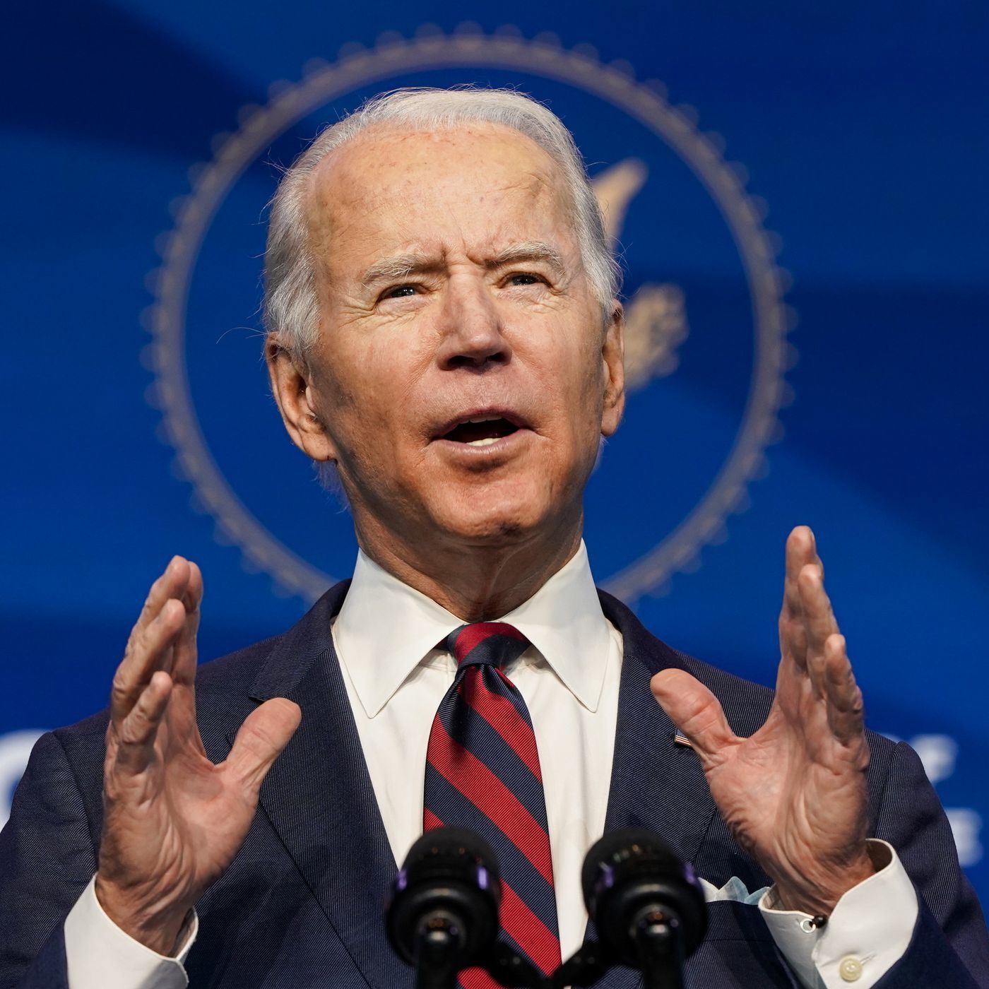 Жо Байден: Ардчилалд халдсан ямар ч үйлдлийн эсрэг Америк зогсох болно