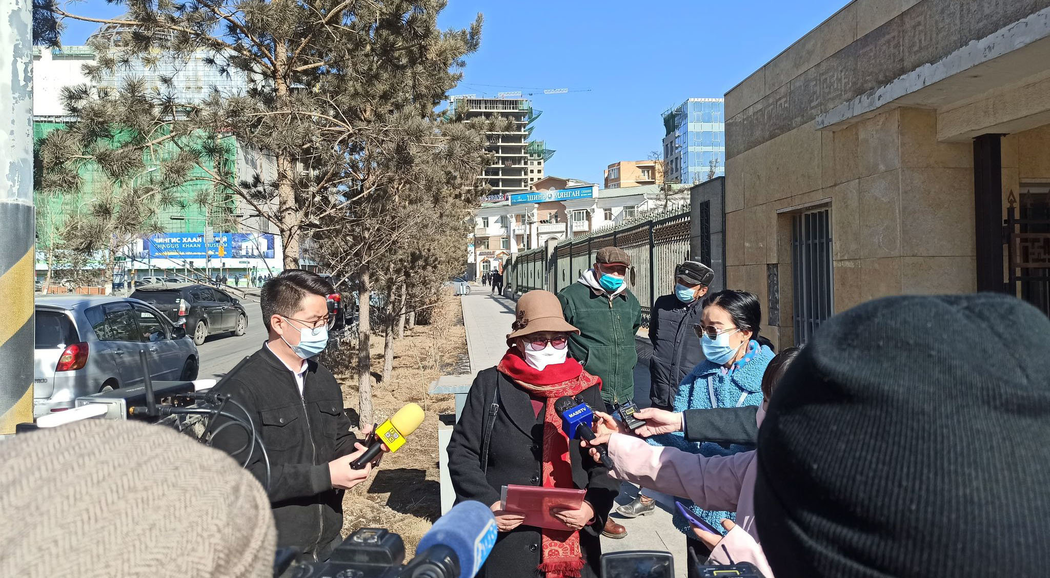 Л.Бор: Төрийн банк  аймаг, сум бүрт салбартай тул “Ядуурлыг бууруулах, ашгийн бус” банк болгон өөрчлөхөд тохиромжтой