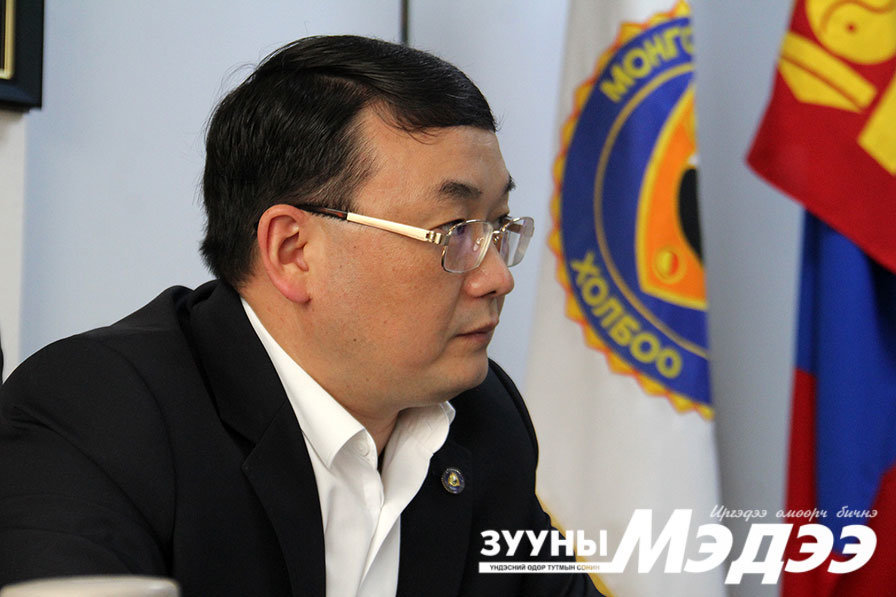 Өмгөөлөгчдөд гэрчилгээ олгох, хүчингүй болгох, сэргээх эрхийг холбооны Ерөнхийлөгчид шилжүүлэв