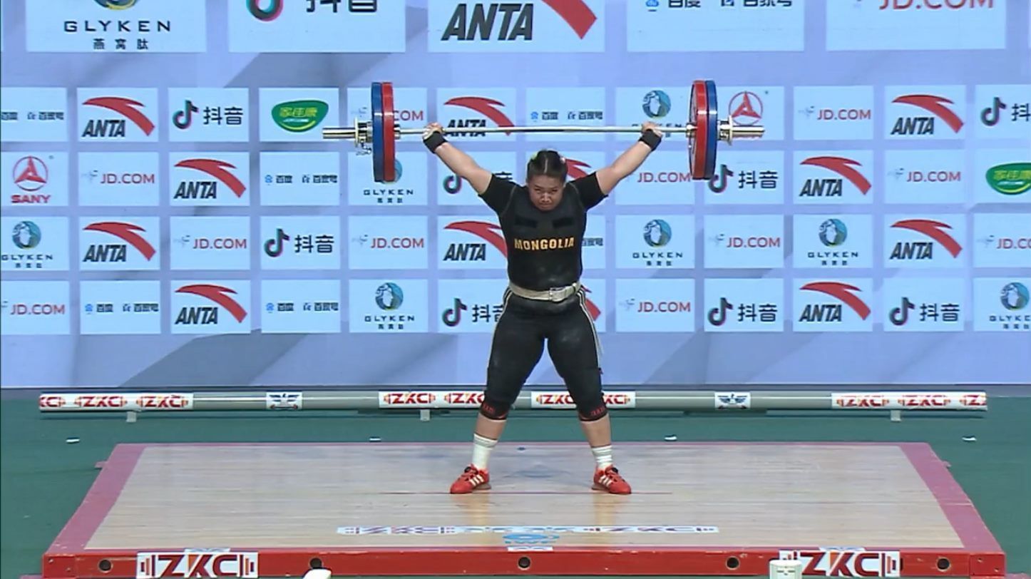 ОУХМ М.Анхцэцэг Азийн аваргаас хүрэл медаль хүртлээ