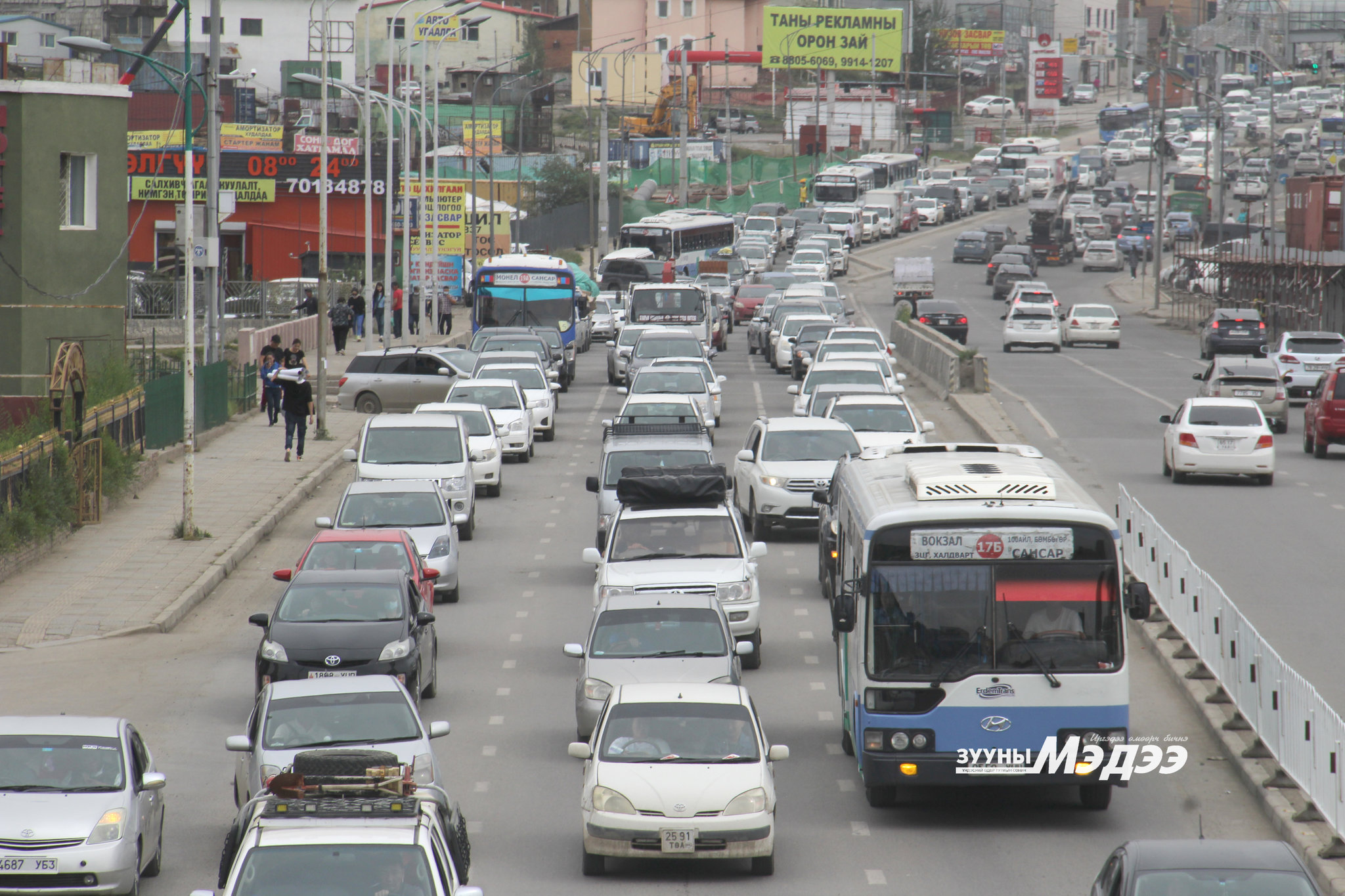 Эмнэлгээс гарч буй иргэдийг хувийн машинаар зорчуулна