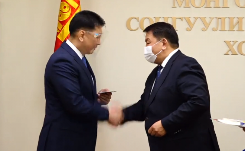 У.Хүрэлсүх: Хүчирхэг эдийн засагтай Монгол Улсыг бий болгоно