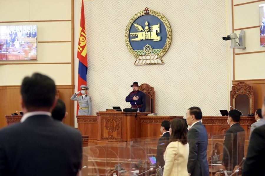 Хаврын чуулганд найман гишүүн бүрэн ирцтэй оролцжээ