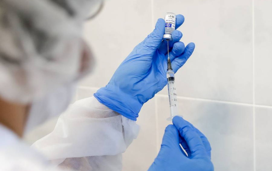 Вакцинд хамрагдсан оюутнуудыг киноны тасалбараар урамшуулна