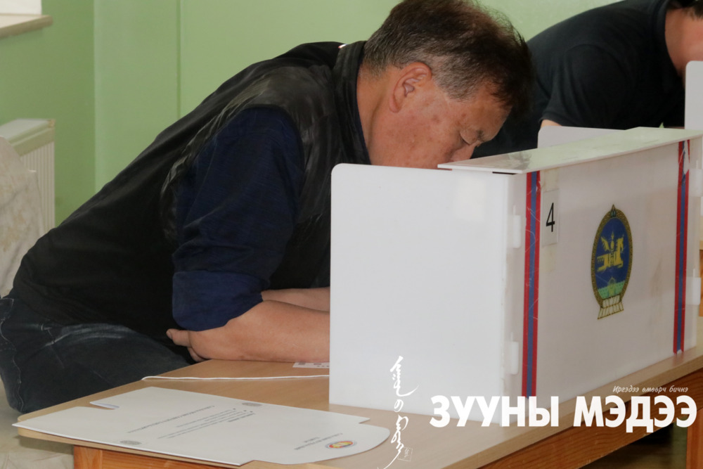 ФОТО: Монголчууд түүхэндээ анх удаа 126 гишүүнтэй парламент бүрдүүлэх ...