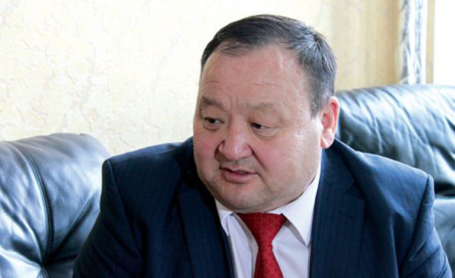 “Эрдэнэт”-ийн захирлын суудал ганхаж эхлэв үү?