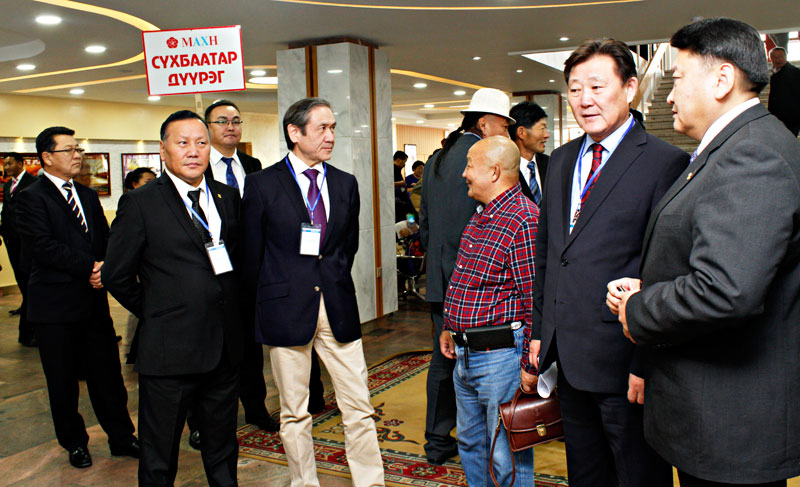 Тусгаар тогтнолын баярын өдөр МАХН-д шинээр 4000 хүн элслээ