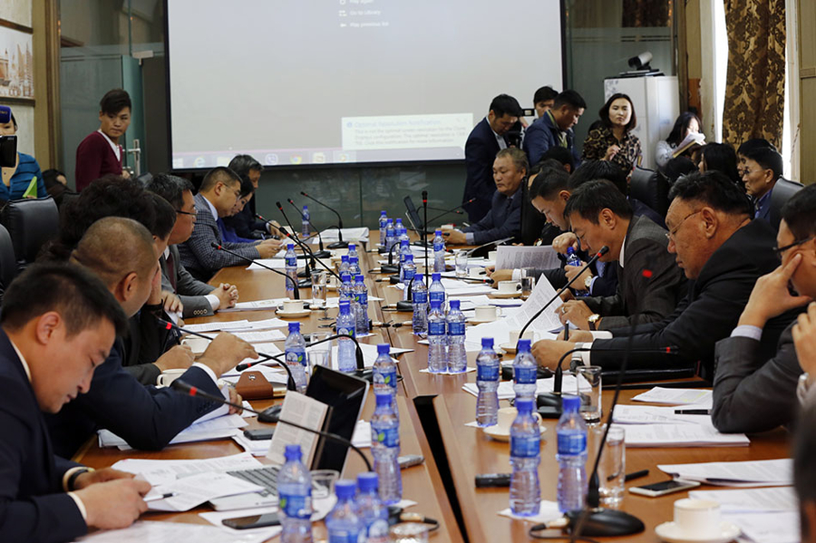 Авто худалдааны түрээсийг  хоногийн 1000 төгрөгөөр баталлаа