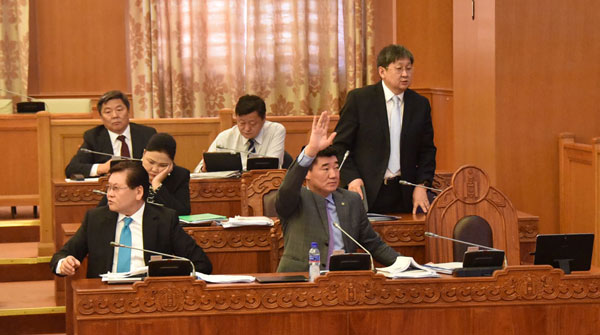 С.Бямбацогт: УИХ-ын даргыг огцруулах санал тавина