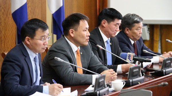 С.Бямбацогт: Ерөнхийлөгчийн хоригийг хүлээж авахгүй