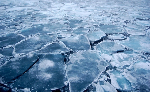 Гол мөрөн, мөсөн дээгүүр автомашинтай явахыг хориглов