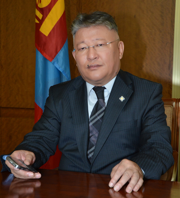 Улстөрчид мэдрэмжтэй хандах ёстой