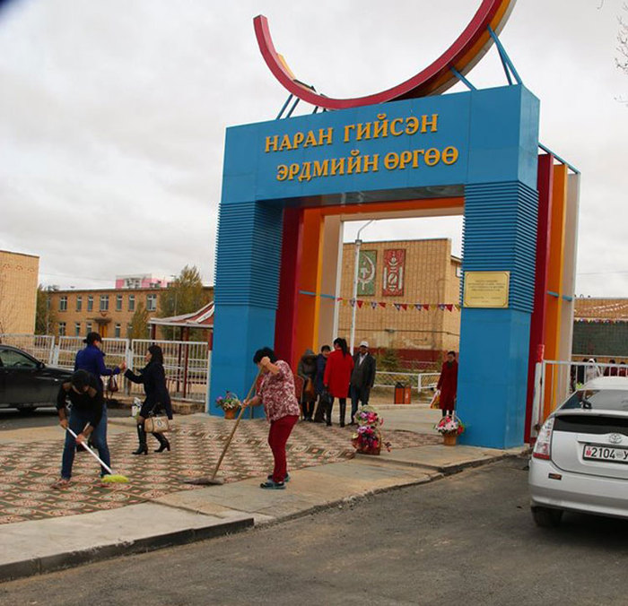 СБ-89 клубынхан ахмадуудад хүндэтгэл үзүүллээ