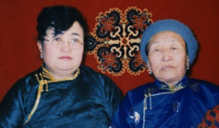 С.Оюунчимэг: Хүмүүний сэтгэлийг хайраар дүүргэж байдаг хүн бол ээж