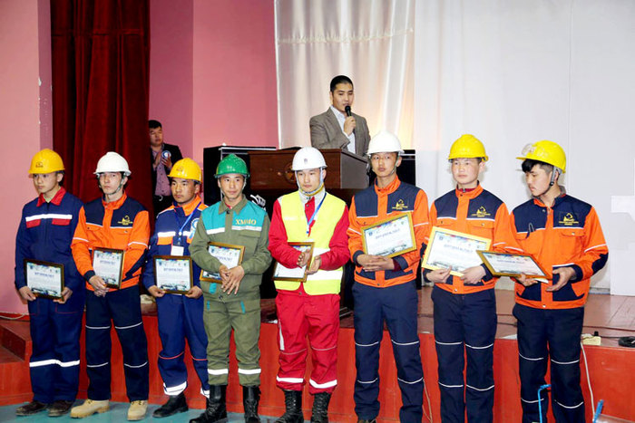 Дэлхийн ур чадварын олимпийн эрх өвөртлөх залуус Говьсүмбэрт өрсөлдлөө