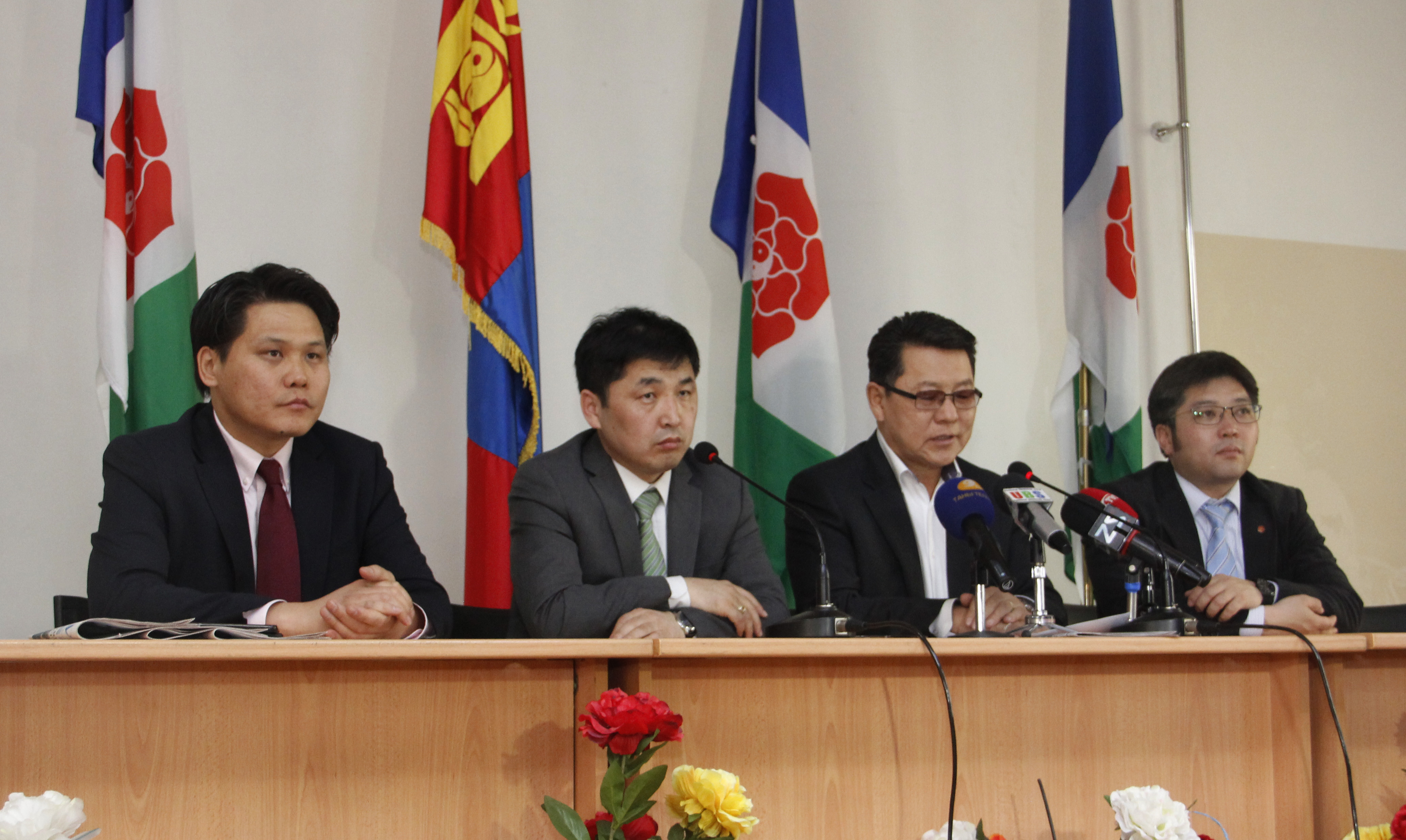 МАХН-ын Бага чуулганаас МАН-д хандаж уриалга гаргалаа