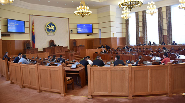 Эрүү, иргэний хэргийг харъяаллын шүүхэд шилжүүлнэ