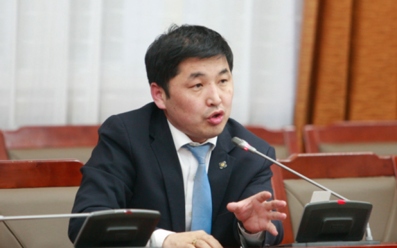 О.Баасанхүү: Оффшортой гишүүдийг нэг тойрогт өрсөлдүүлье