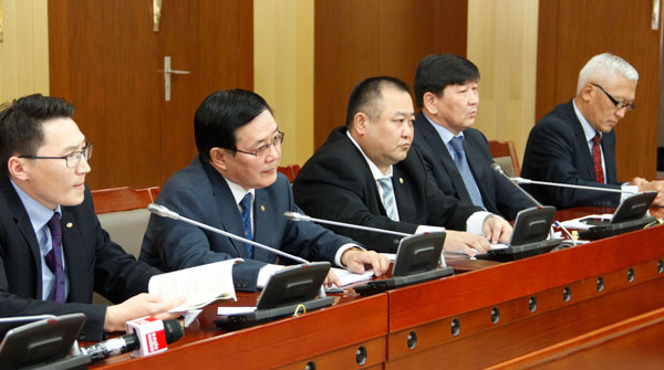 Д.Баяндүүрэн: Сурталчилгаа эхлэхээс өмнө бие даасан хөтөлбөрт оролцохыг зөвшөөрсөн