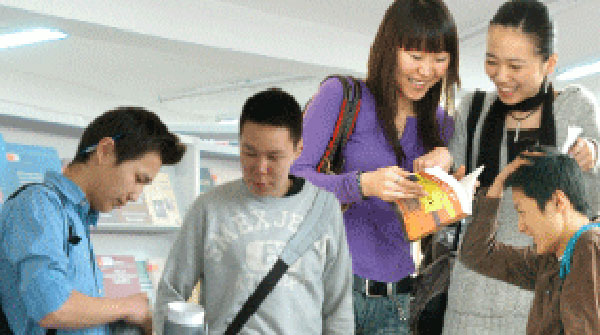 Оюутнууд явцуу мэргэжилд уягдаж, цаг алдах шаардлагагүй болжээ