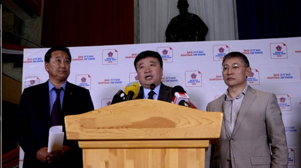 АН-ын нэр дэвшигчдийн хууль зөрчсөн үйлдлүүдийг баримттайгаар дэлгэлээ