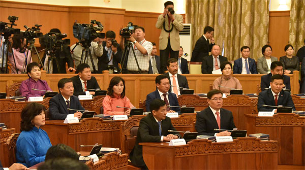 Ерөнхий сайд болон Байнгын хороодын дарга нарыг өнөөдөр томилно