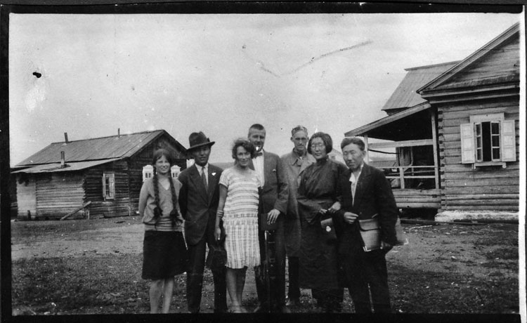 Монголын үндэсний сэхээтний нэрт төлөөлөгч