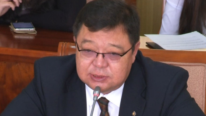 МАН төрийн албаны болон бусад хуулиудаа ноцтой зөрчиж байна