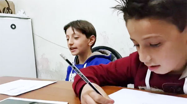 Алеппо хотын хүүхдүүд: Бид та нарыг хэзээ ч өршөөхгүй