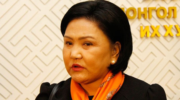 Д.Оюунхорол: Уул уурхайн лицензүүдийг  хураах шаардлагыг Засгийн газарт оруулна