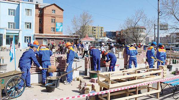 Мэргэжлийн Засгийн газар мэргэжилтэй ажилтнаас татгалзаж эхлэв