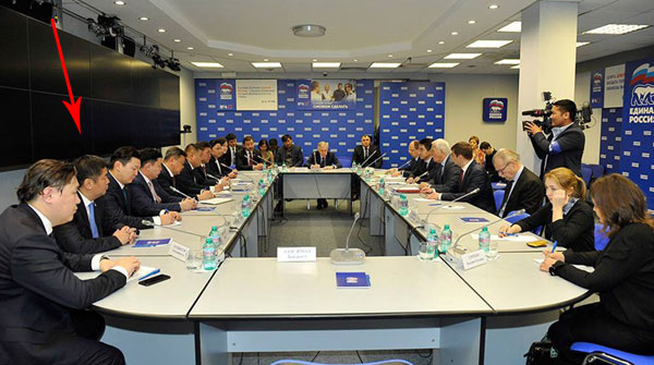 Ц.Нямдоржийн “адлаад” байсан Б.Наранхүү намынх нь даргатай хамт “Нэгдмэл Орос” намынхантай уулзаж явна