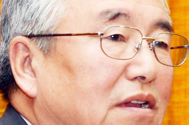 Ц.Шаравдорж: Гуравдагч хүчин гарч ирэхийг МАНАН эсэргүүцэж байна