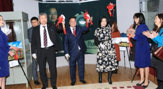 “Миний эх орон” гэрэл зургийн үзэсгэлэн Дундговь аймагт нээлтээ хийлээ